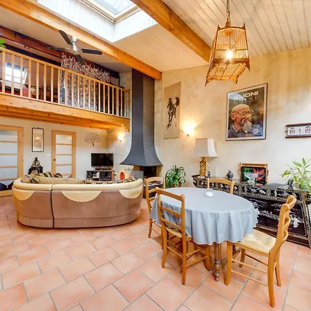 Villa Superbe Echoppe Avec Parking Et Terrasse - Jardin